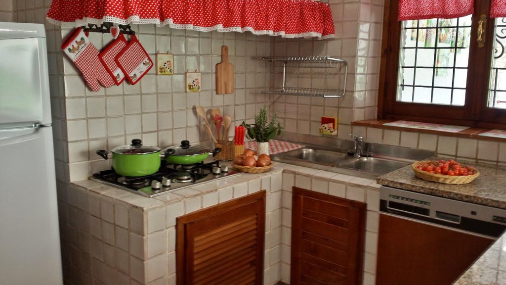 Вілла Piccoli Sogni Valfabbrica Екстер'єр фото